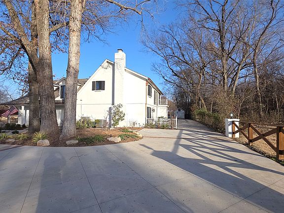 3rd image of 10501 S 129th East Ave