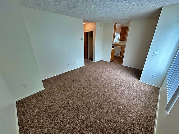 3rd image of 1518 Oliver Ave #C