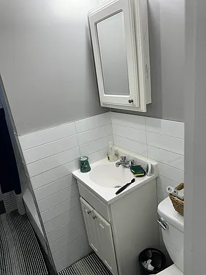 Rented by Corcoran | media 14