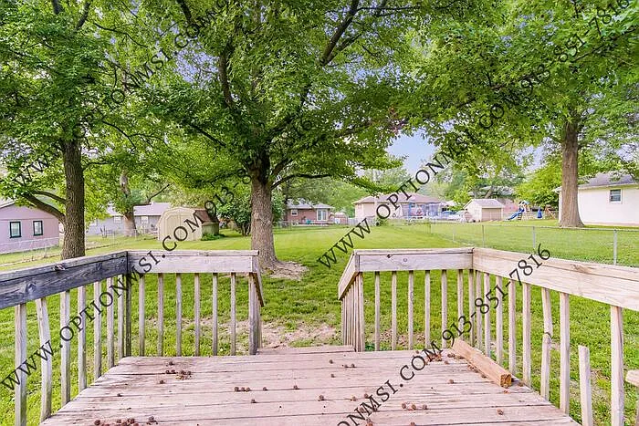 712 Harvey St — Photo 25