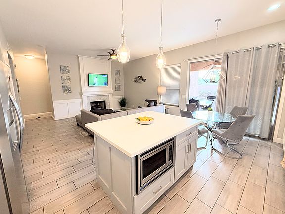 5th image of 3920 S Hollyhock Pl