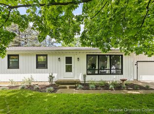 245 Marcus St SW, Grand Rapids, MI 49548