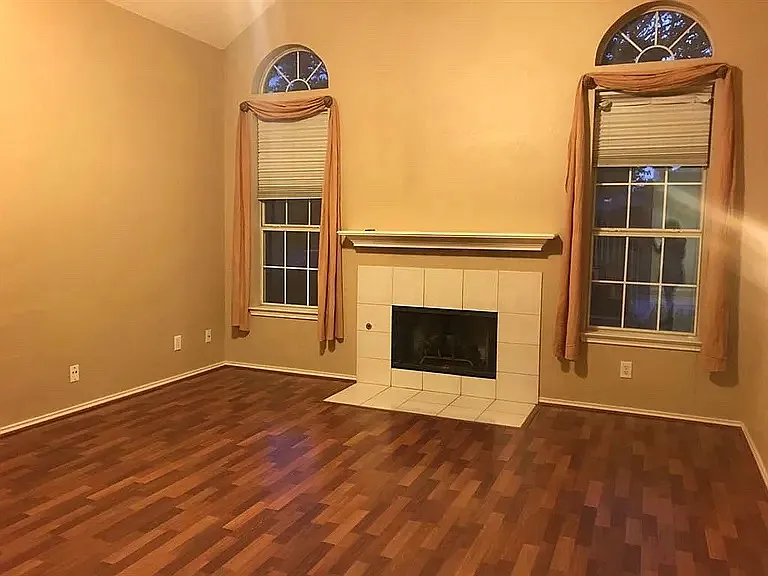 7900 Squire Ln — Photo 14