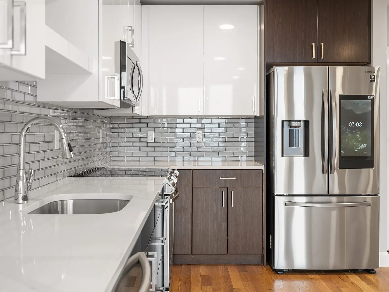 1 bed, 678 sqft, $2,700 — Photo 2