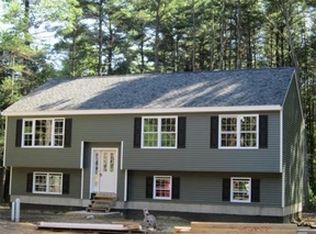 76 Round Table Ln, Taunton, MA 02780