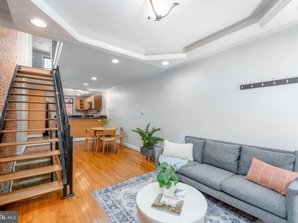 230 N Port St, Baltimore, MD 21224
