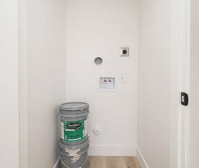 810 E Colter St #A — Photo 17