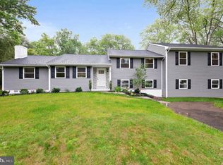 29 Clearview Rd, Malvern, PA 19355