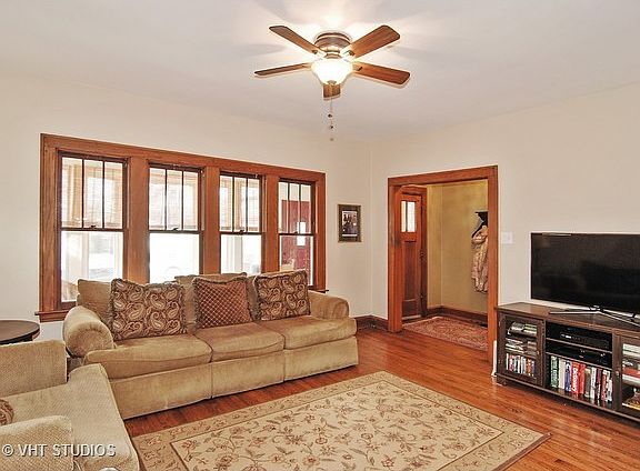 2nd image of 1108 Marengo Ave