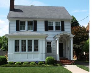 96 Filbert St, Hamden, CT 06517