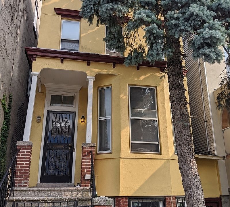 1st image of 31-31 12th St #2