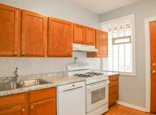 3803 N Lincoln Ave #2N, Chicago, IL 60613