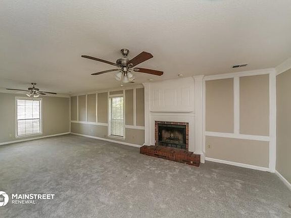 4th image of 5780 N Lake Oaks Dr