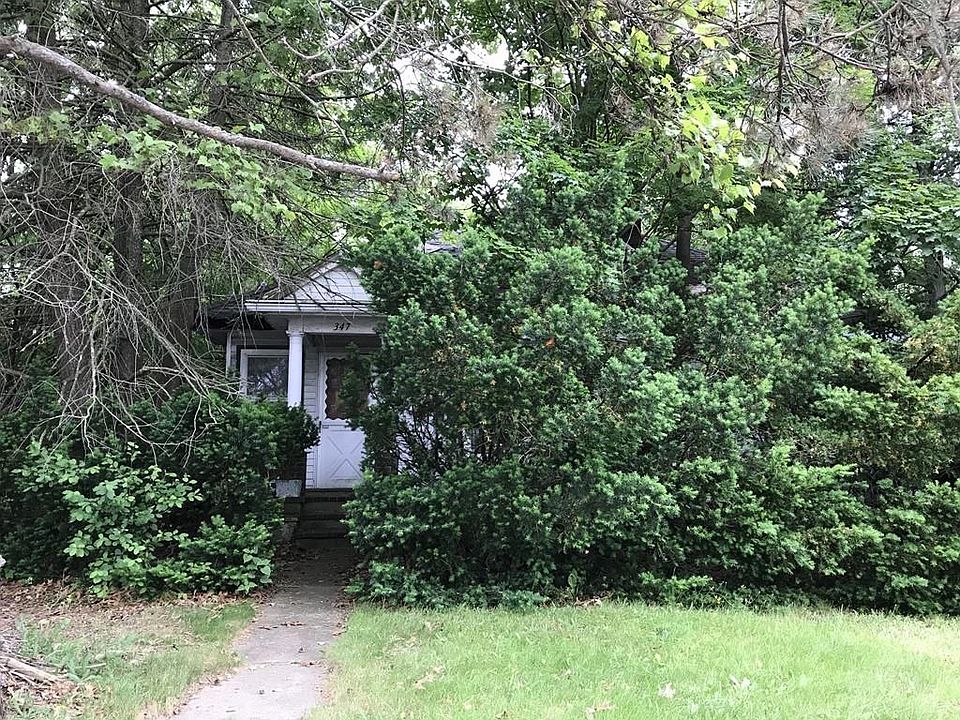 2nd image of 347 Washington St