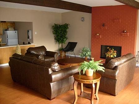 3rd image of 4004 W Lake Sammamish Pkwy NE APT B2