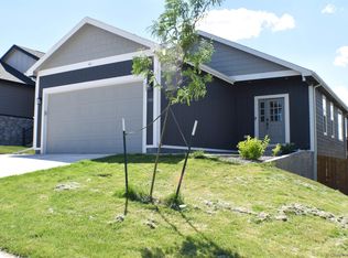 1900 Pine Ave, Cheyenne, WY 82007