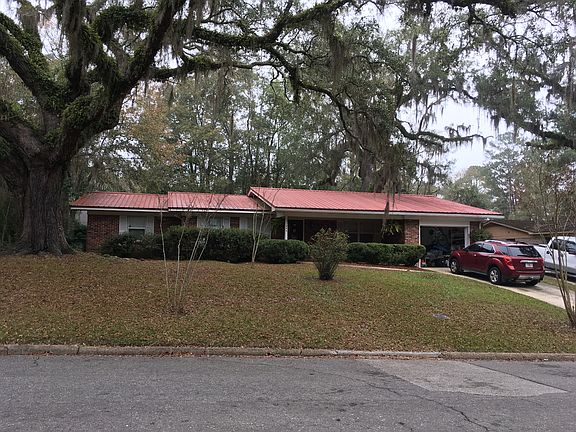 2nd image of 908 Chestwood Ave