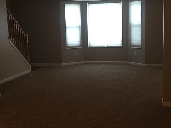 Living room / Dining area