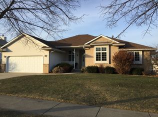 1518 Keenland Way, Schererville, IN 46375