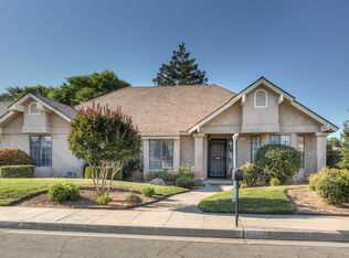 1228 E Muncie Ave, Fresno, CA