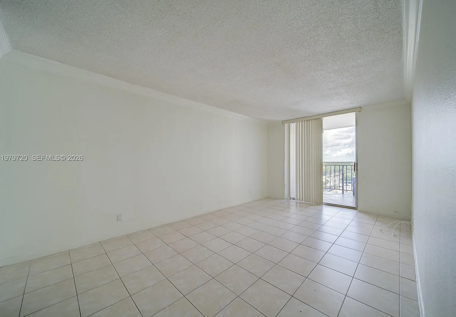 Island Shores Condo — Photo 1