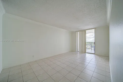 2903 N Miami Beach Blvd Photo 1