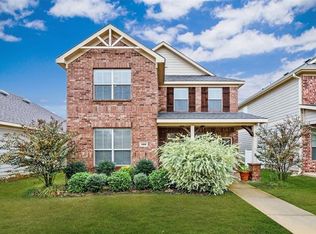1000 Hayden Ln, Aubrey, TX 76227