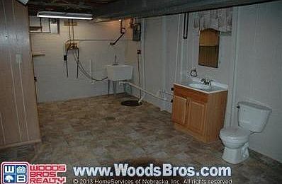 5th image of 2535 S 39th St