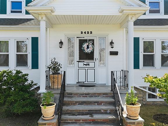3rd image of 2422 Acushnet Ave