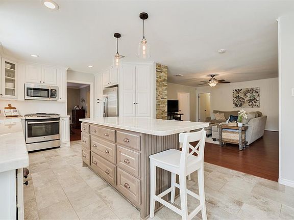 4th image of 2622 Anniston Dr