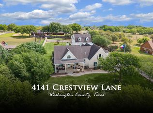 4141 Crestview Ln, Brenham, TX 77833