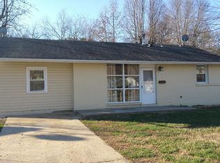 3805 Elmwood Dr, Alexandria, VA 22303