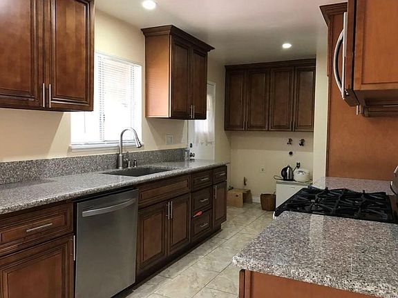 2nd image of 41856 Briarwood Ave