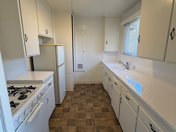 3rd image of 316 W Palmer Ave APT 4