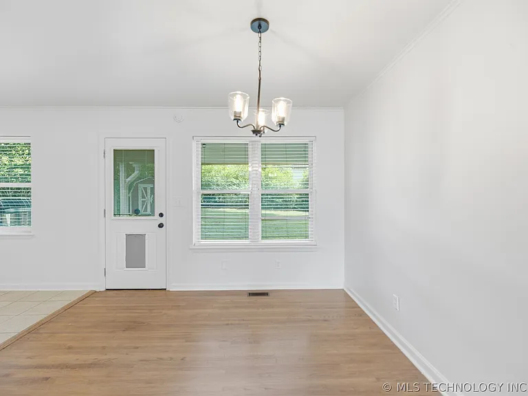 5243 S Toledo Ave — Photo 8