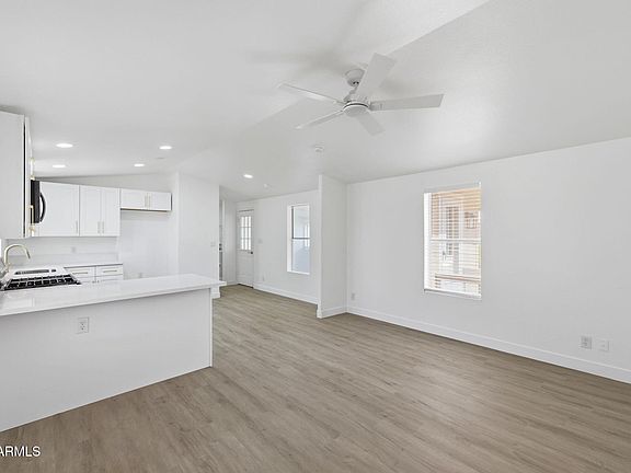 3rd image of 20929 E COYOTE Lane
