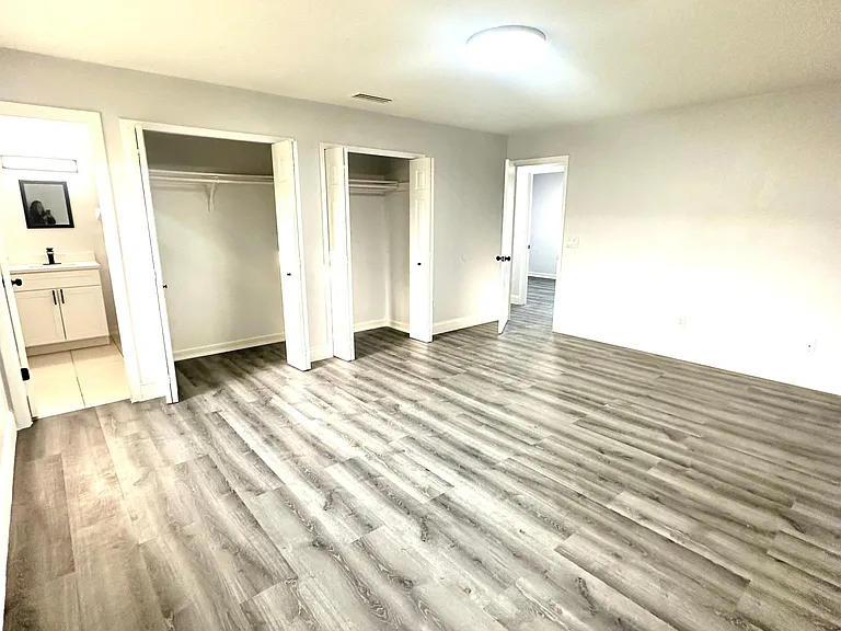 648 Pyramid Ave — Photo 14