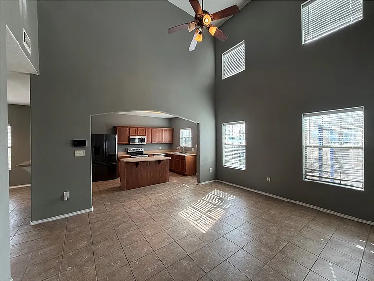 5509 Candace St — Photo 14