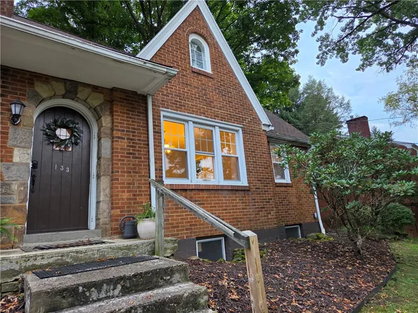 133 Spring Grove Rd, Pittsburgh, PA 15235