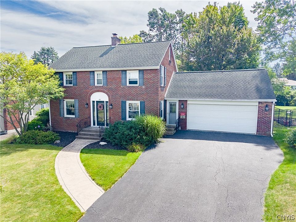 1st image of 418 Radcliffe Rd