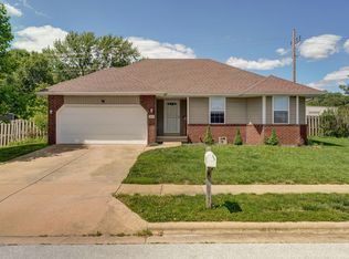 2613 E Moonlight St, Republic, MO 65738