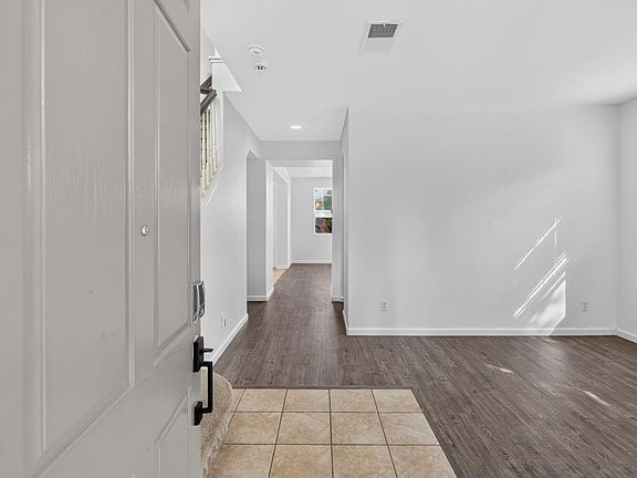 5th image of 8129 Suarez Way