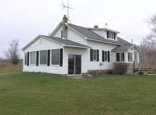 1224 N Neuman Rd, Pinconning, MI 48650