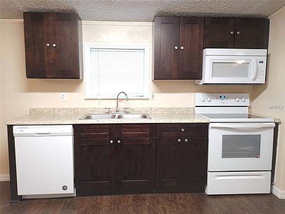 5th image of 6148 Wendell Dr