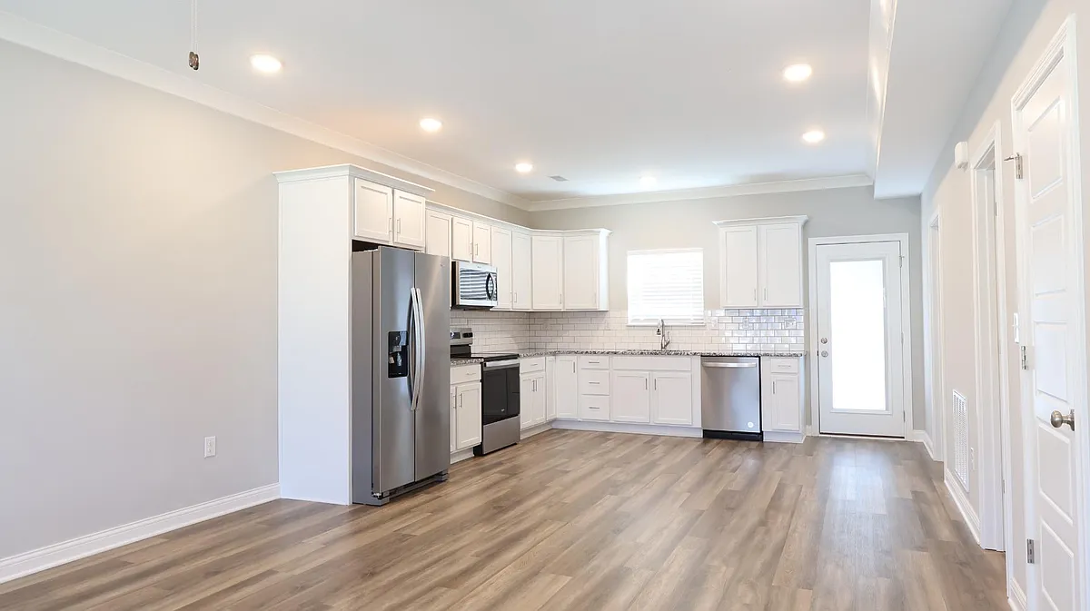 Unit Photo - 3920 Dunbar Ave