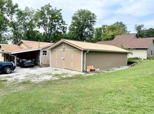 211 North St, Salem, AR 72576