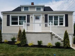 9 Ocean Ave, Middletown, NJ 07748
