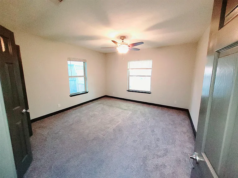 1501 Asbury St — Photo 13