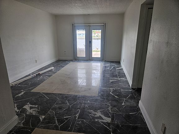 5th image of 11875 3rd St E #A