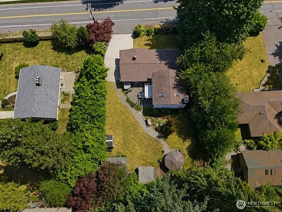 5th image of 15621 84th Avenue NE